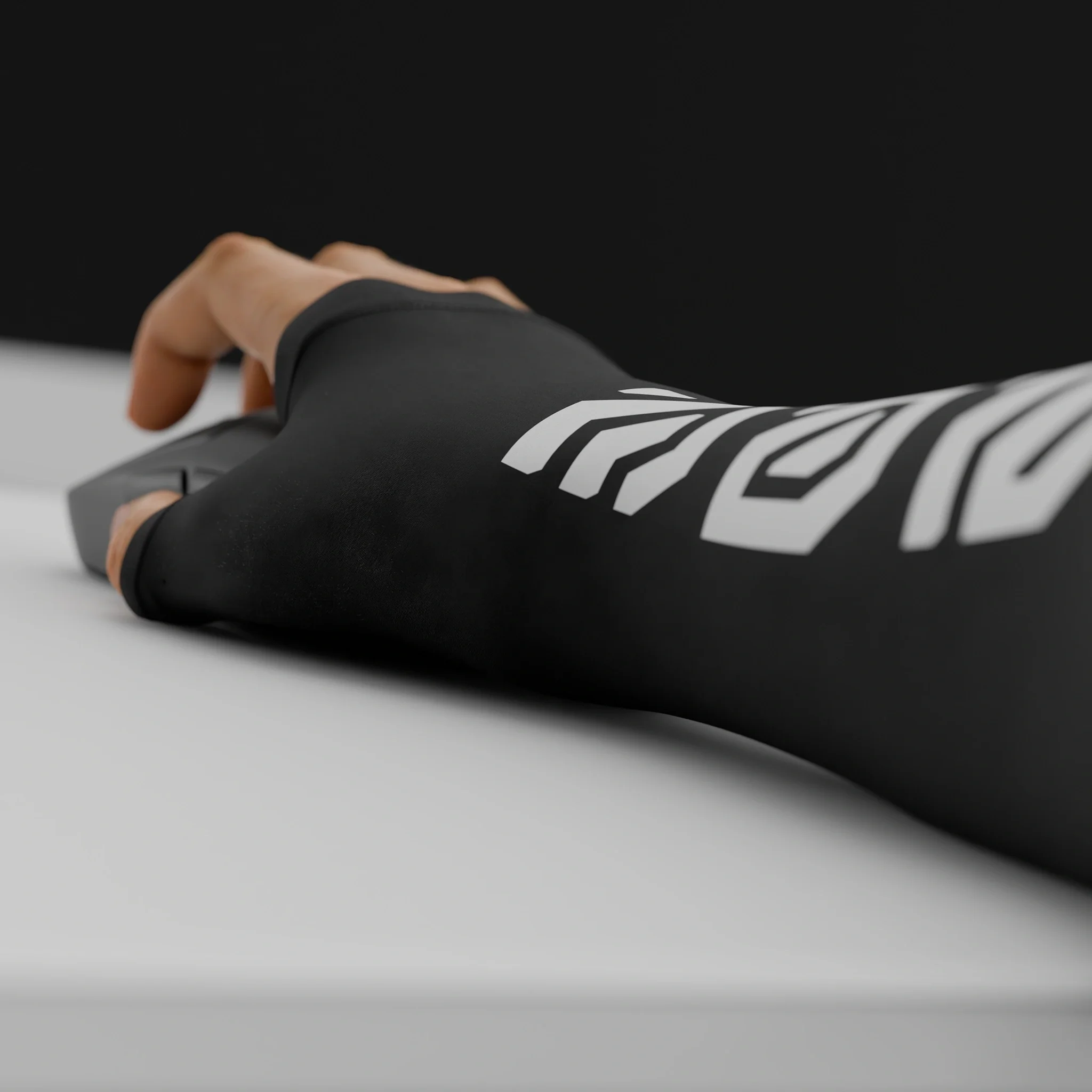 Sleeve - Wallhack Column - Image 9
