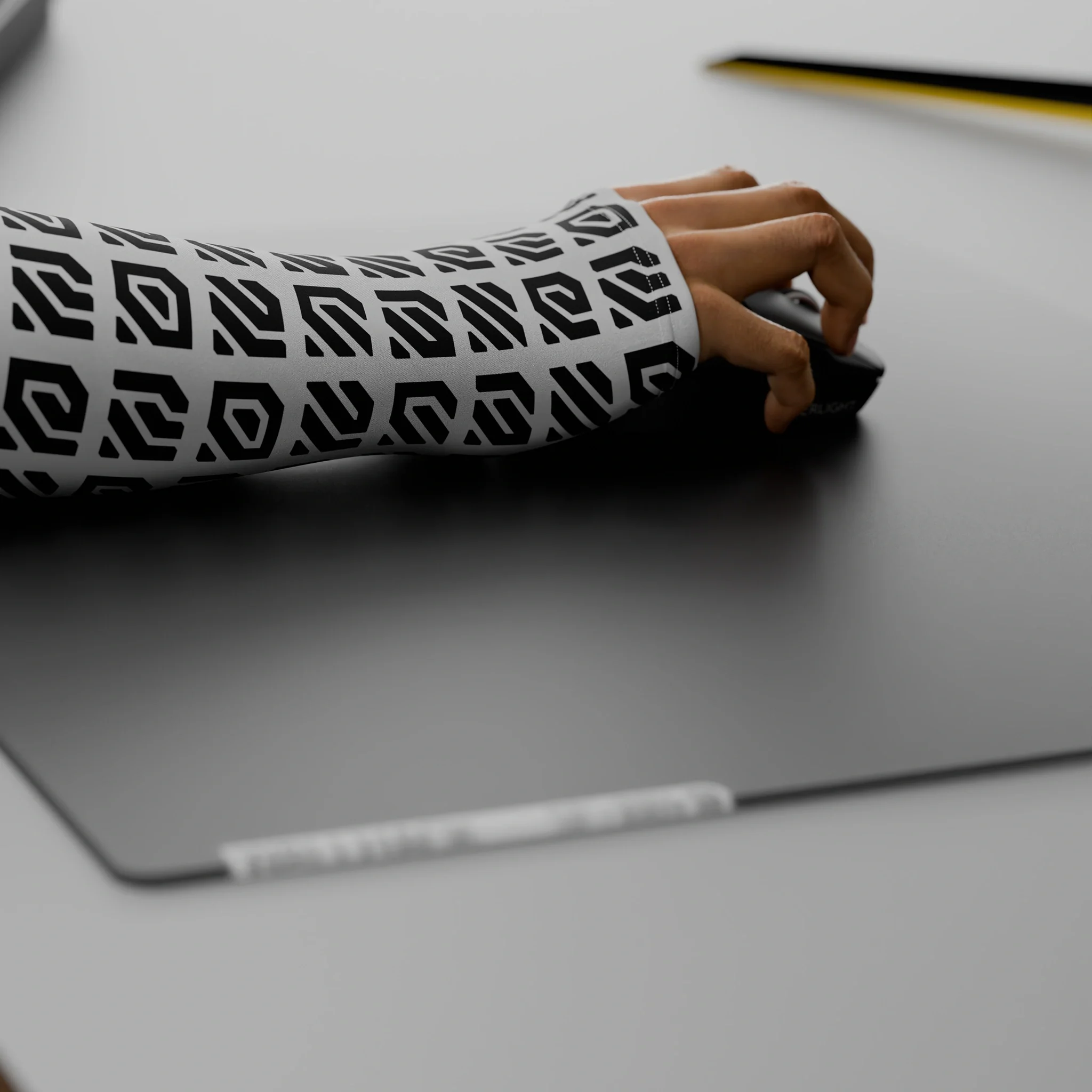Sleeve - Wallhack Repeat - Image 10